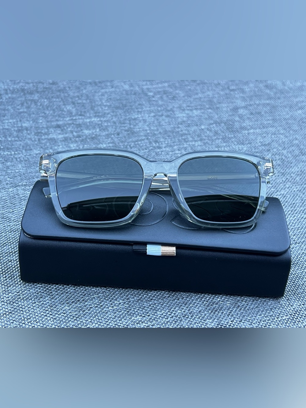 Hugo Boss BOSS 1540/F/SK rectangle sunglasses - transparent grey frame